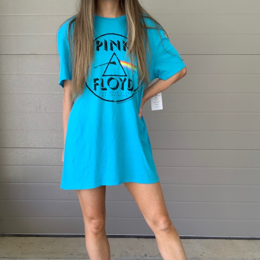 PINK FLOYD BAND TEE